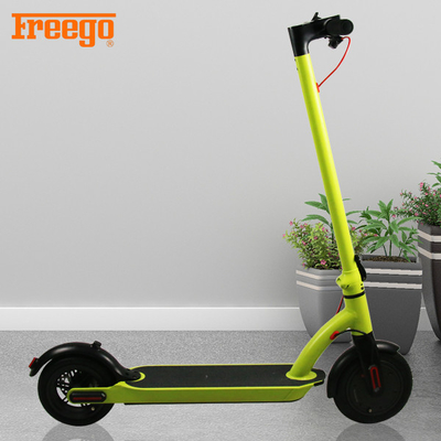 Yetişkinler İçin 15-20km Menzilli Uzun Mesafe Hafif Taşınabilir Elektrikli Scooter