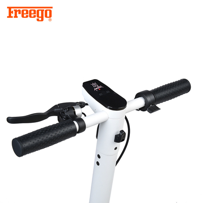 El Freni ile 350W Kısa Yolculuk Taşınabilir Elektrikli Ayak Scooter LED Ekran